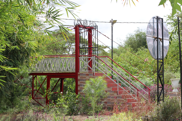 The gateway bridge of Mater Dei Academy - College of Agribusiness.